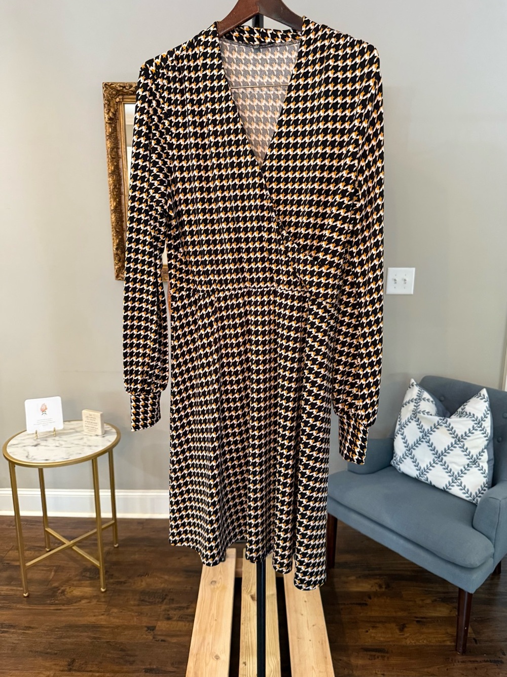 Adrianna Papell Black, White & Tan Houndstooth Wrap-Style Long Sleeve Dress
